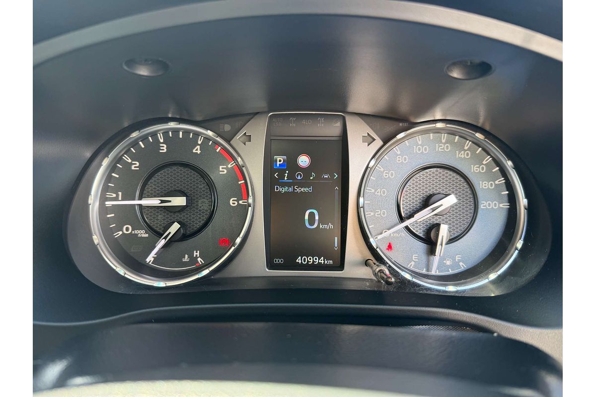 2020 Toyota Hilux SR5 GUN126R 4X4