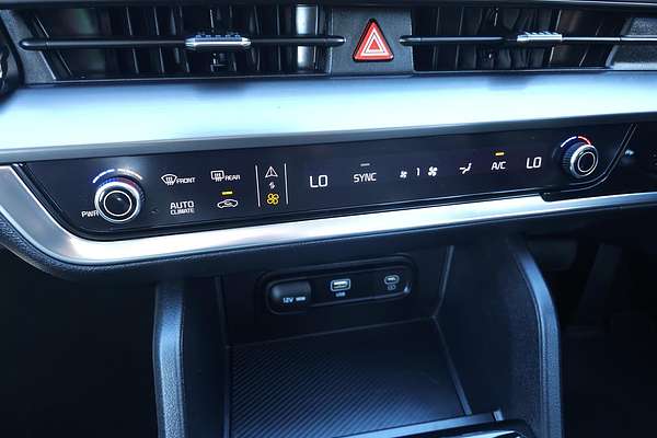 2023 Kia Sportage SX NQ5