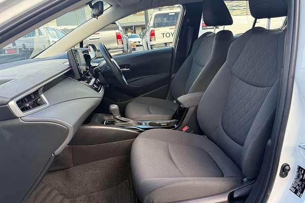 2021 Toyota Corolla Ascent Sport MZEA12R