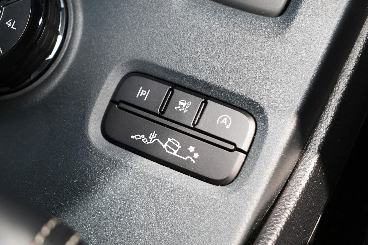 2023 Ford Everest Platinum 3.0L