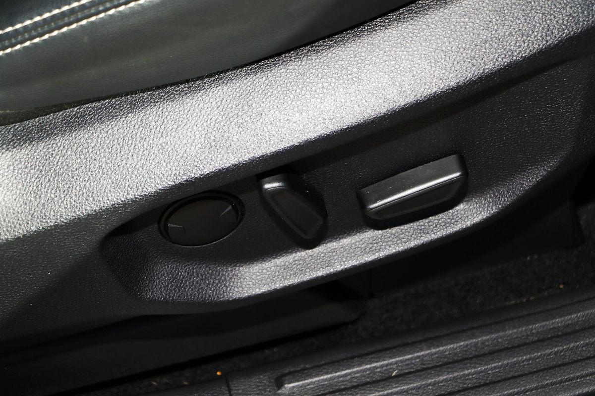 2023 Ford Everest Platinum 3.0L