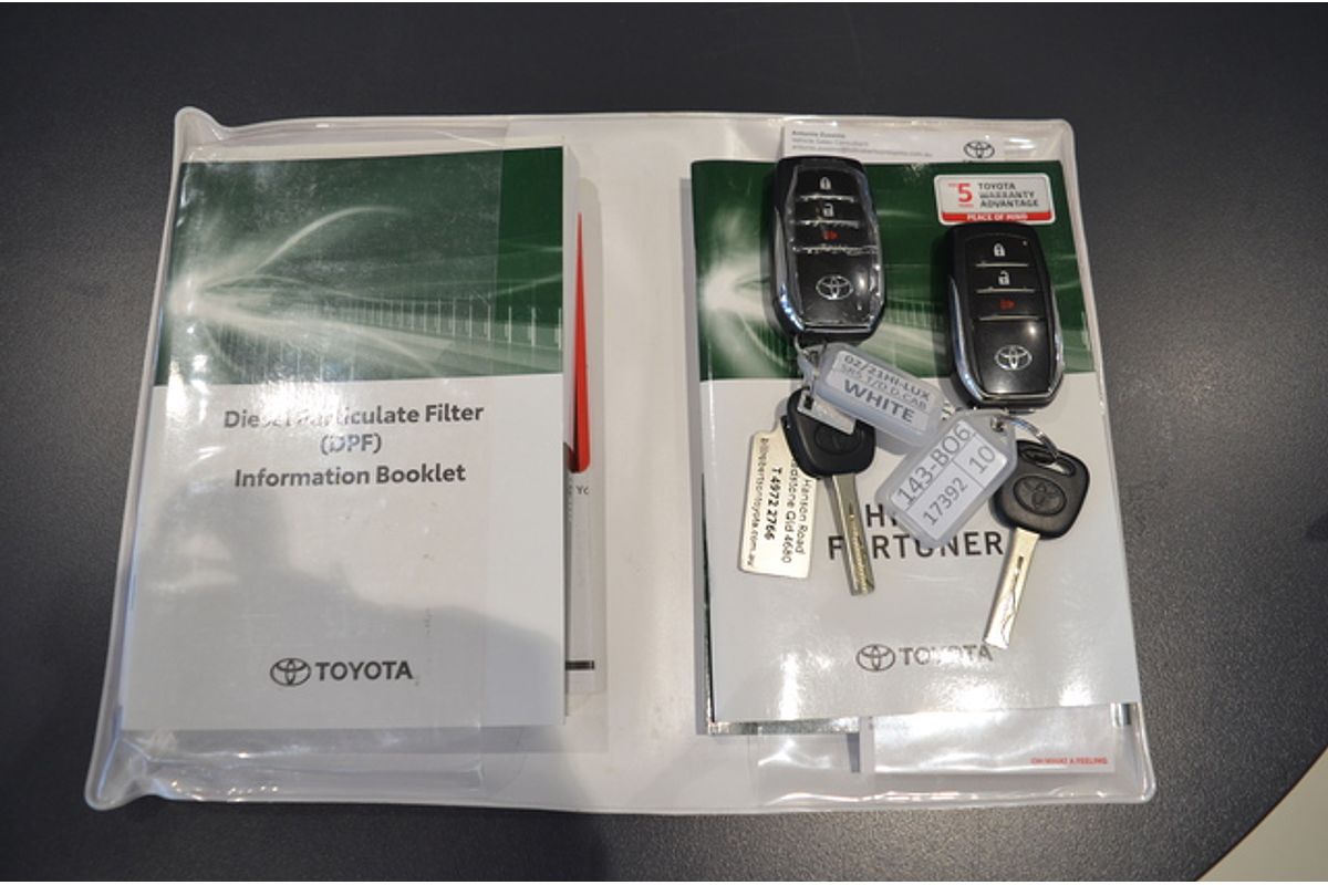 2021 Toyota Hilux SR5 GUN126R