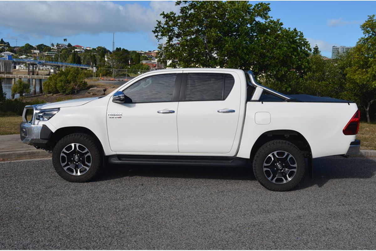 2021 Toyota Hilux SR5 GUN126R