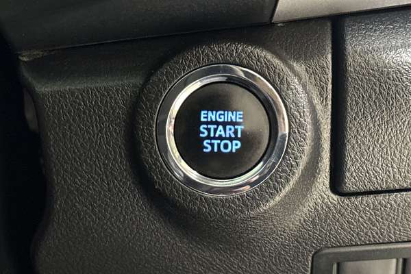 2021 Toyota Hilux SR5 GUN126R 4X4