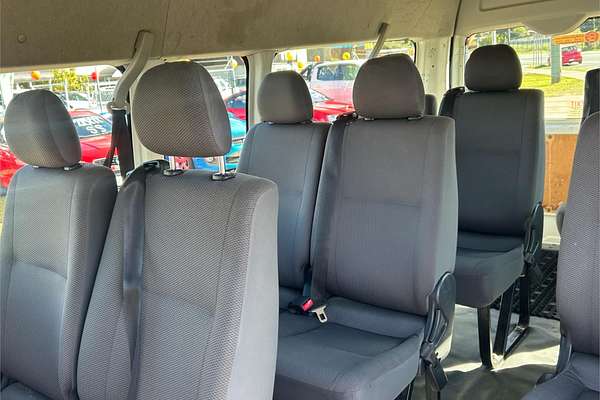 2013 Toyota Hiace Commuter TRH223R