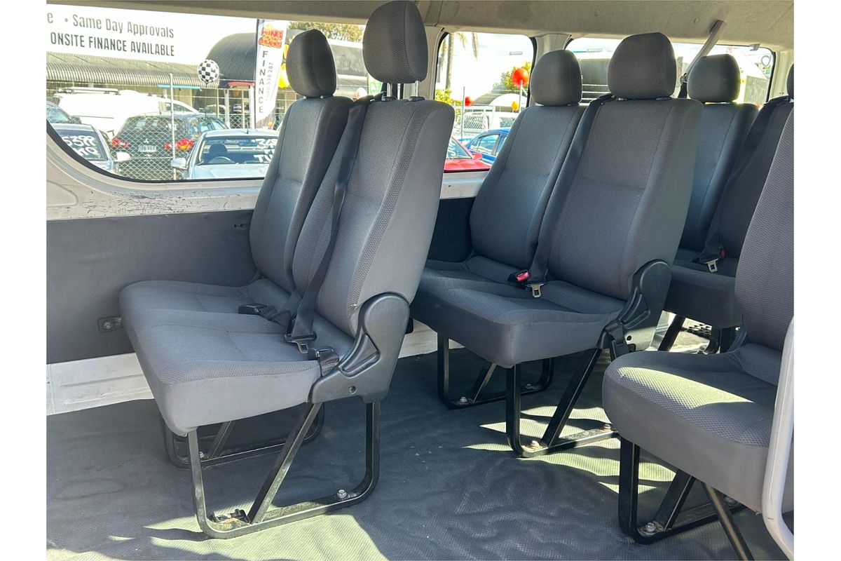 2013 Toyota Hiace Commuter TRH223R