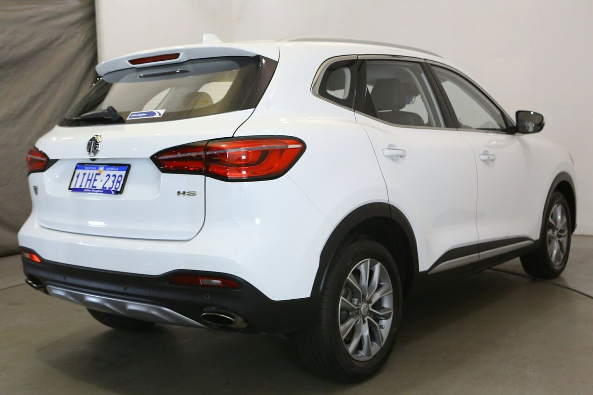 2024 MG HS Vibe SAS23