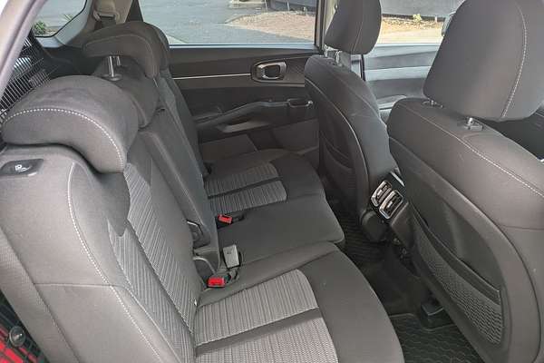 2022 Kia Sorento Sport MQ4