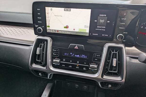 2022 Kia Sorento Sport MQ4