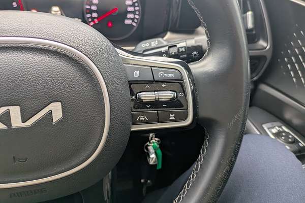 2022 Kia Sorento Sport MQ4