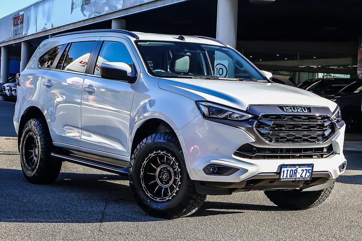 2025 Isuzu MU-X LS-T