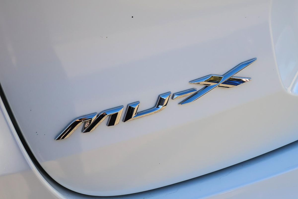 2025 Isuzu MU-X LS-T