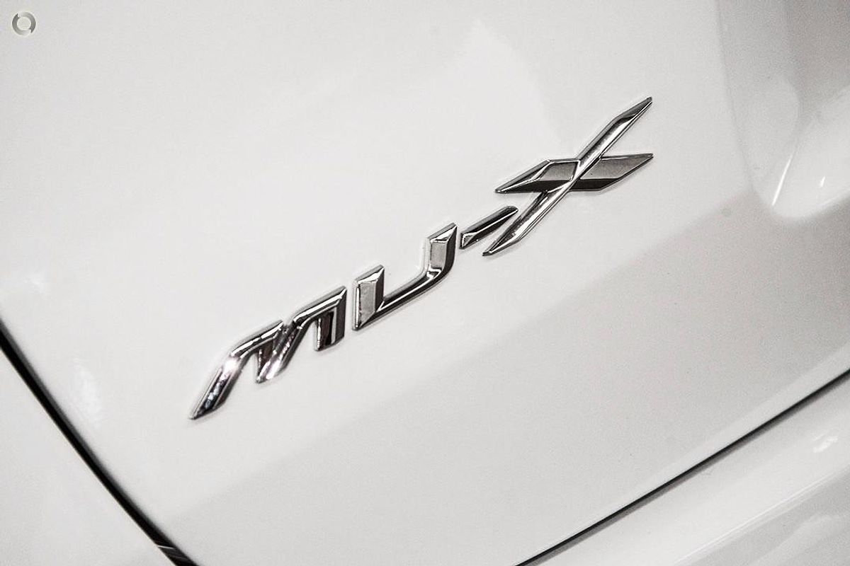 2025 Isuzu MU-X LS-M