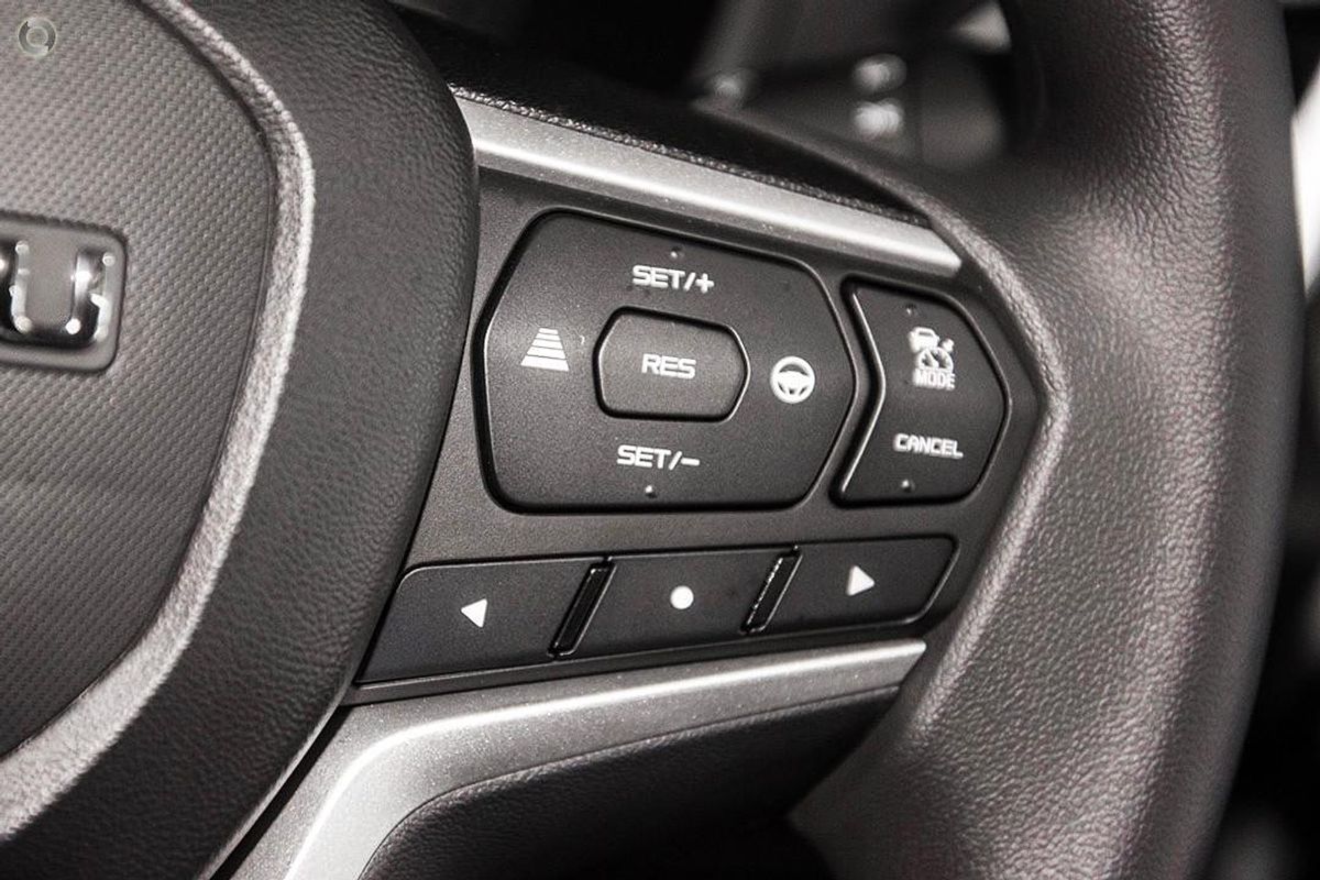 2025 Isuzu MU-X LS-M
