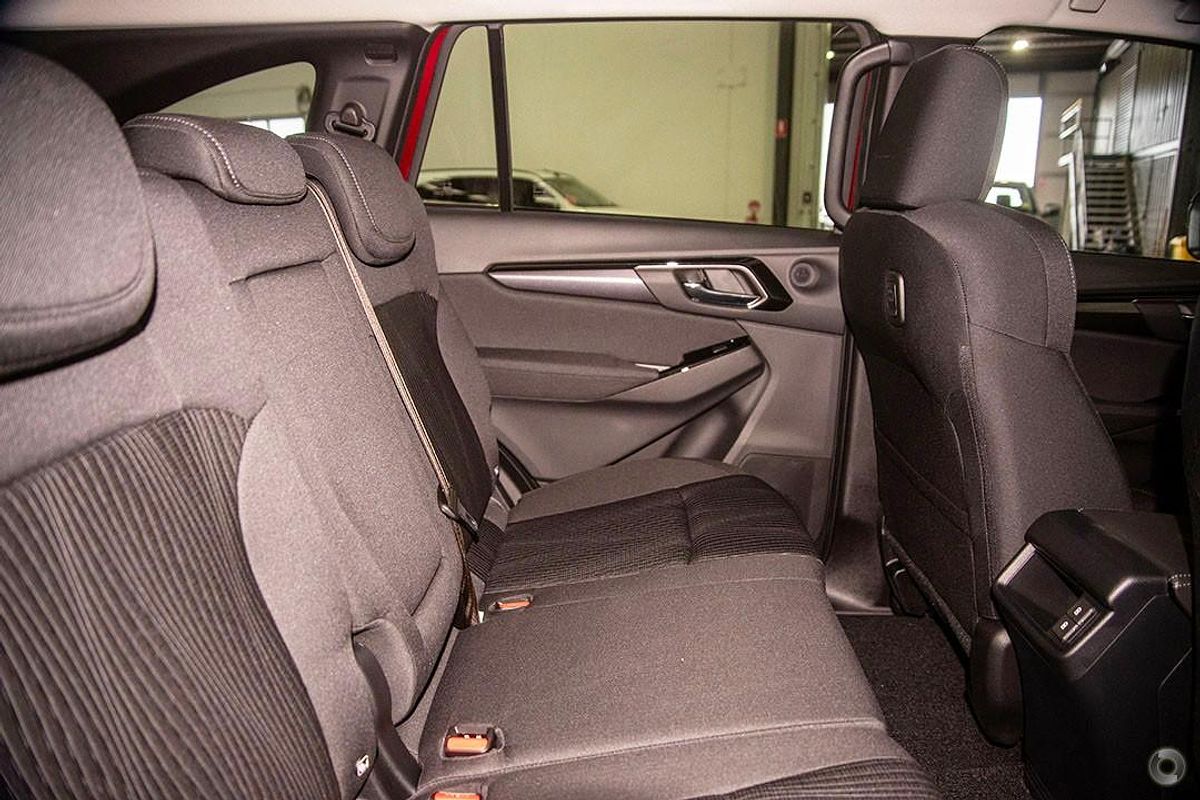 2025 Isuzu MU-X LS-U