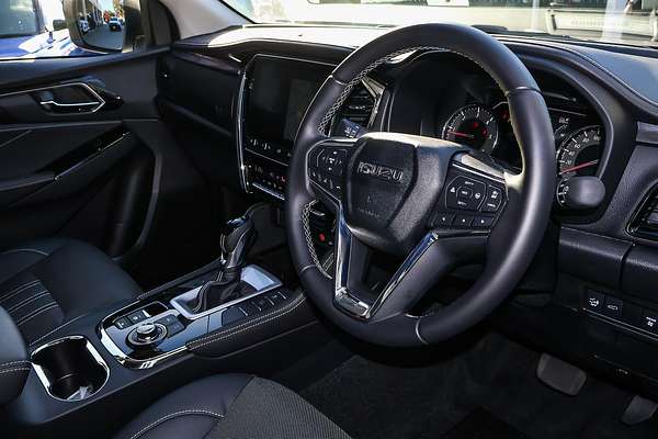 2025 Isuzu MU-X LS-T