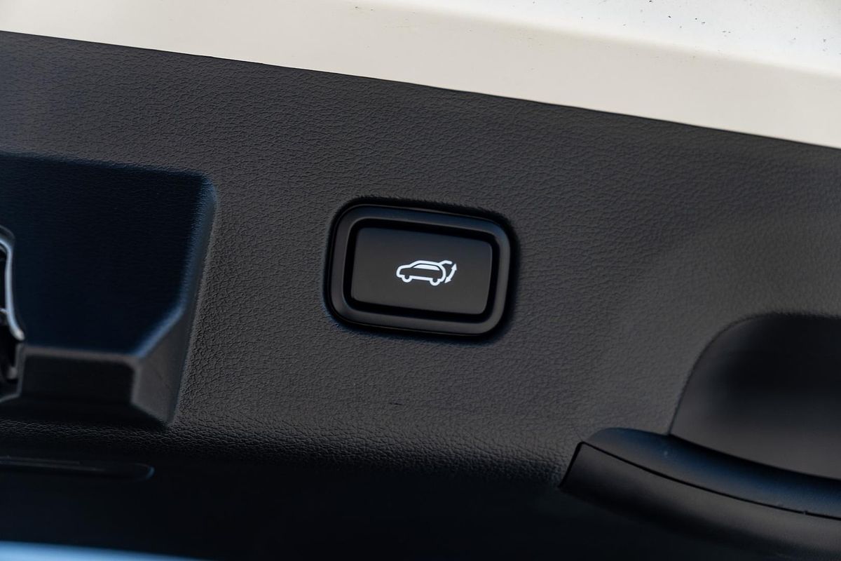 2025 Kia Sportage SX+ NQ5