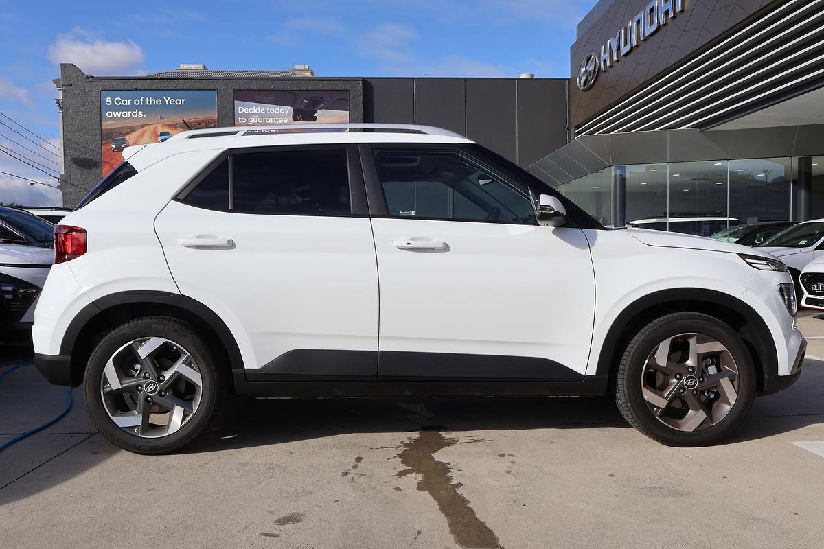 2025 Hyundai Venue Elite QX.V5