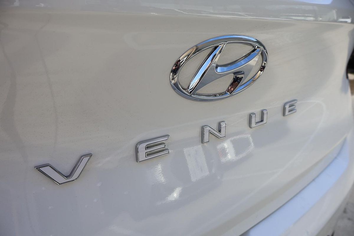 2025 Hyundai Venue Elite QX.V5
