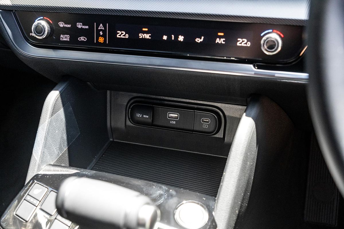 2025 Kia Sportage SX+ NQ5