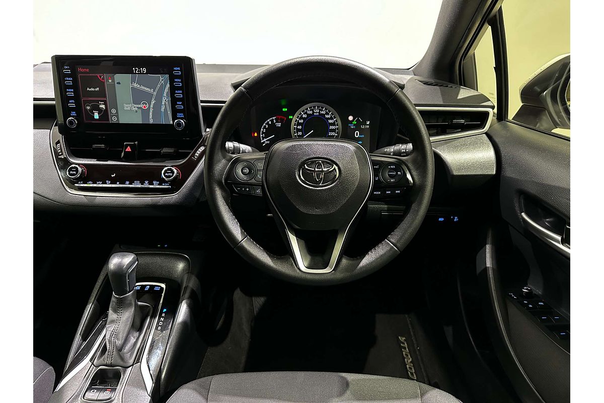 2018 Toyota Corolla SX Hybrid ZWE211R
