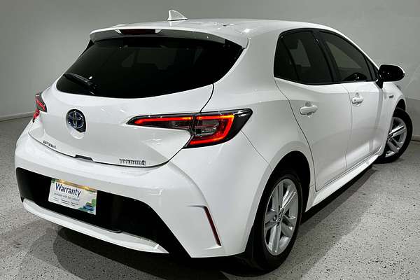 2018 Toyota Corolla SX Hybrid ZWE211R