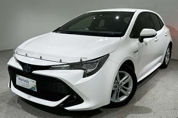 2018 Toyota Corolla SX Hybrid ZWE211R
