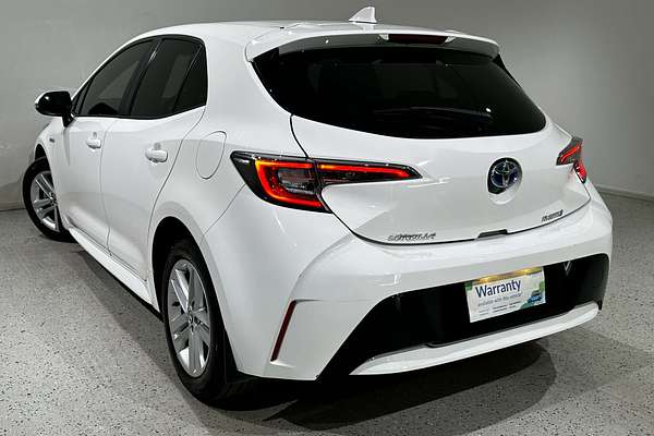 2018 Toyota Corolla SX Hybrid ZWE211R