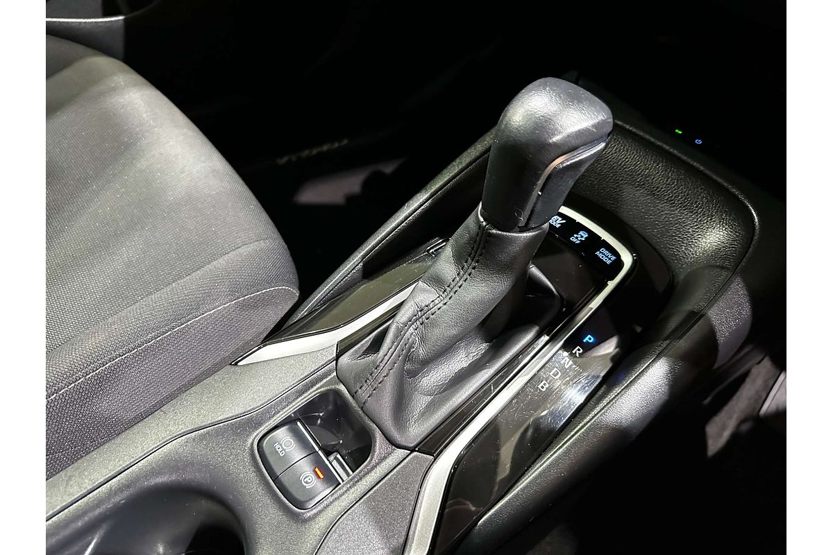 2018 Toyota Corolla SX Hybrid ZWE211R