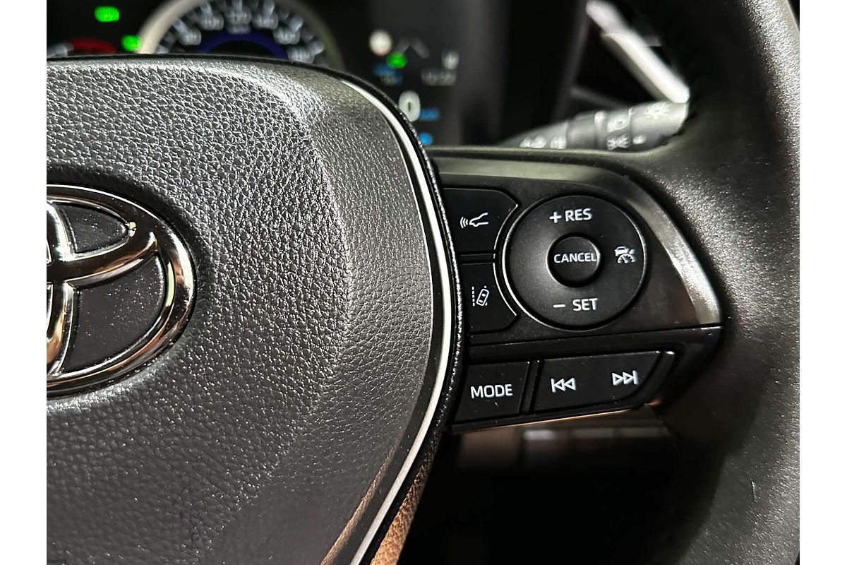 2018 Toyota Corolla SX Hybrid ZWE211R