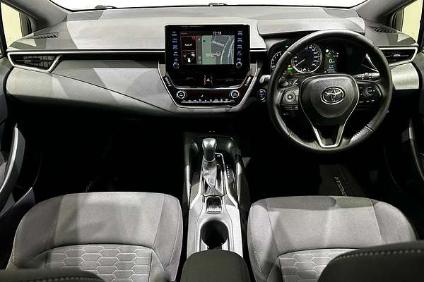 2018 Toyota Corolla SX Hybrid ZWE211R