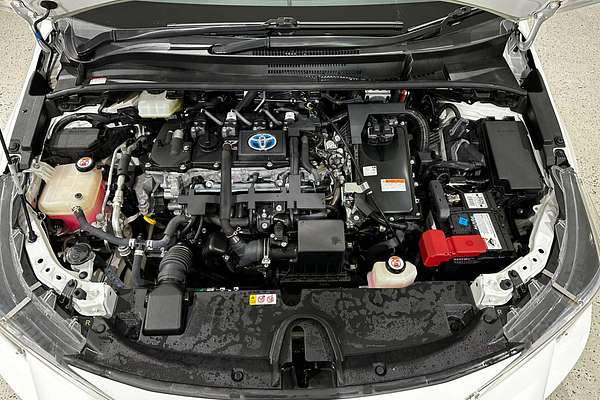 2018 Toyota Corolla SX Hybrid ZWE211R
