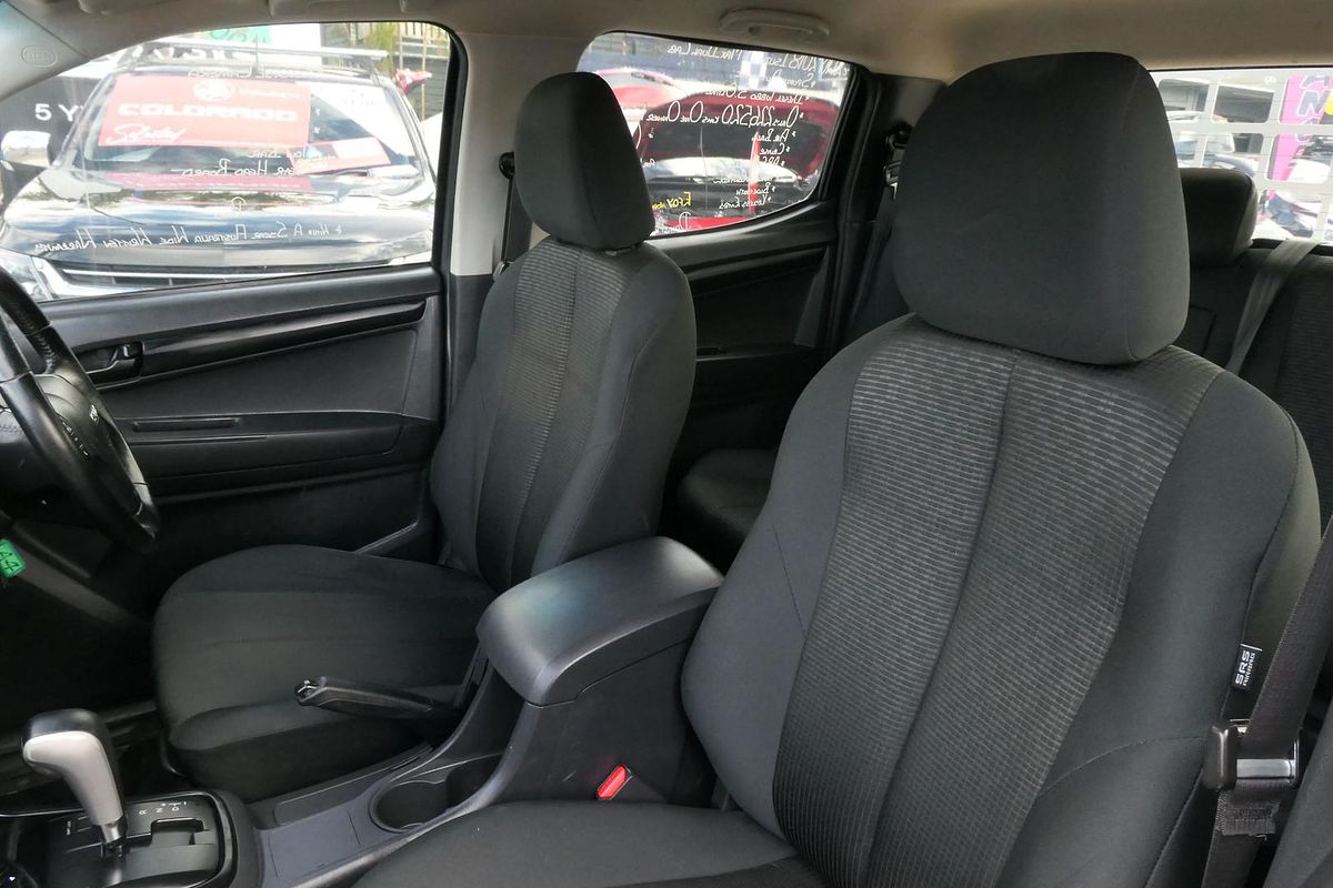 2018 Isuzu D-MAX SX High Ride Rear Wheel Drive
