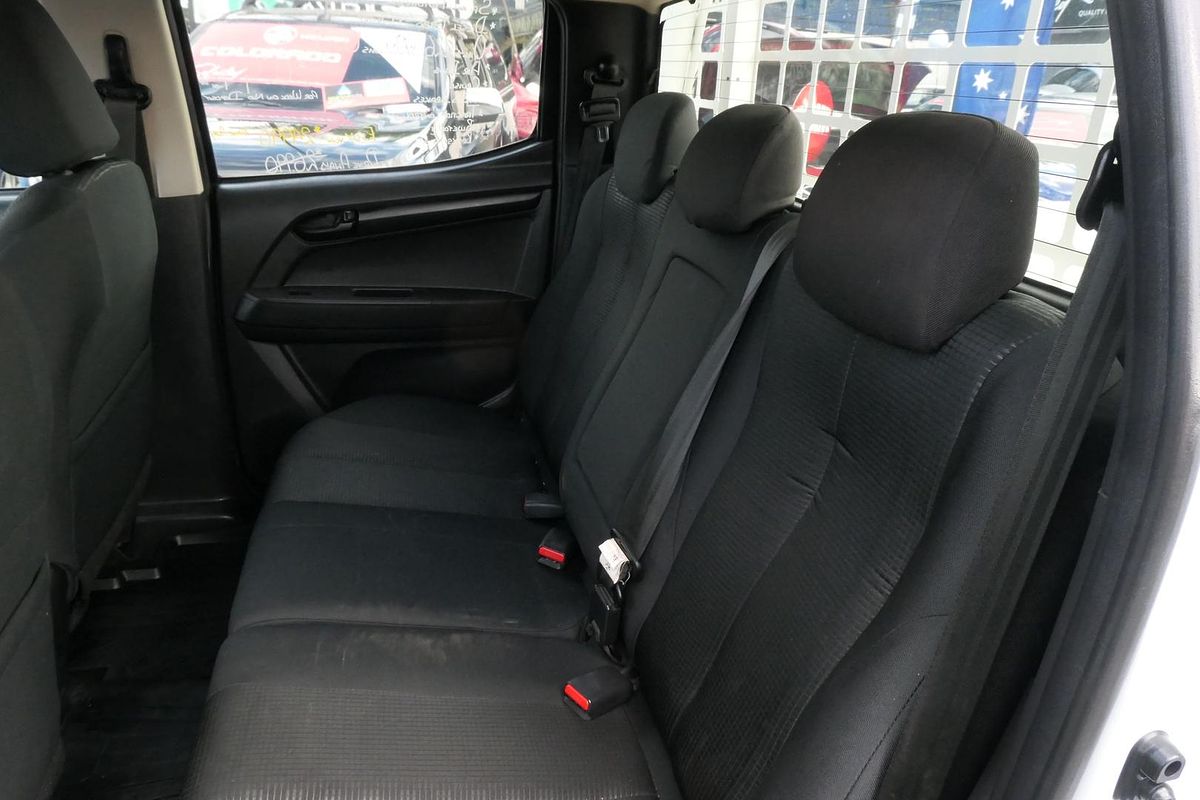2018 Isuzu D-MAX SX High Ride Rear Wheel Drive