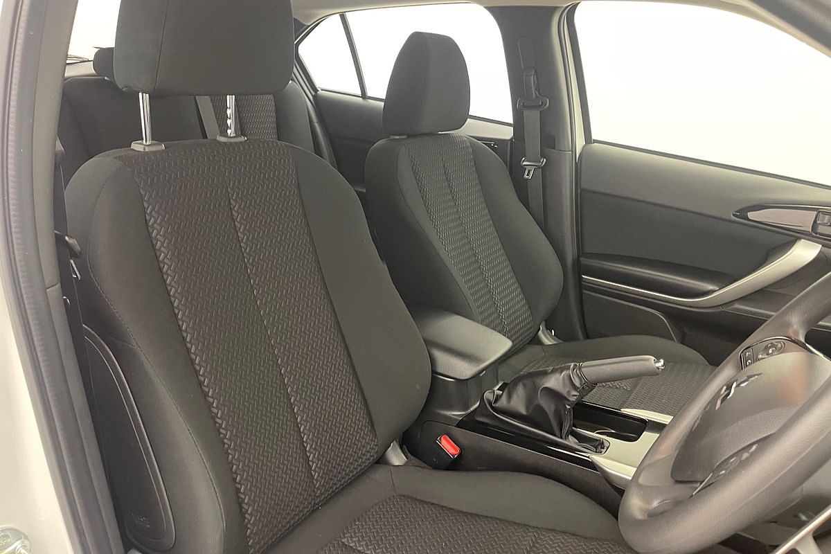 2024 Mitsubishi Eclipse Cross ES YB