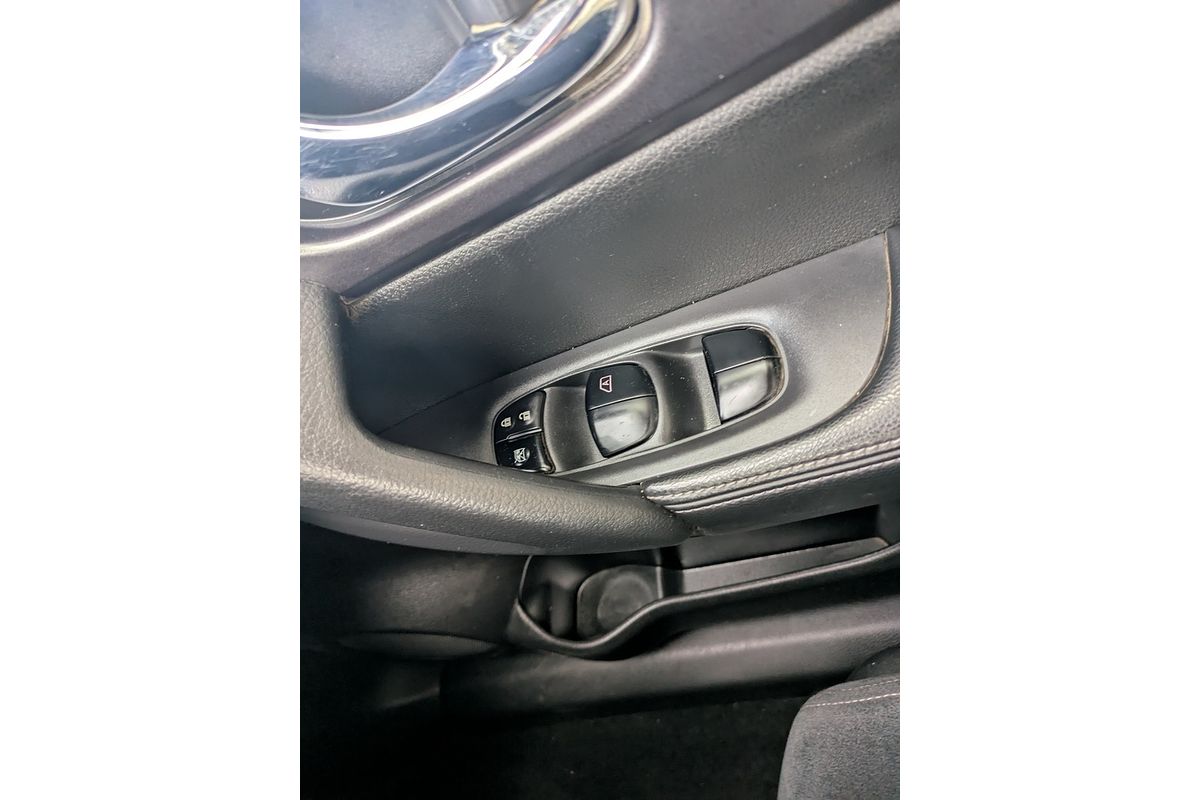 2016 Nissan X-TRAIL ST T32