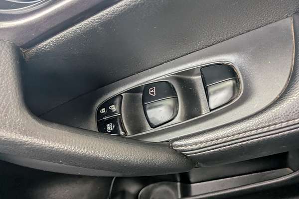 2016 Nissan X-TRAIL ST T32