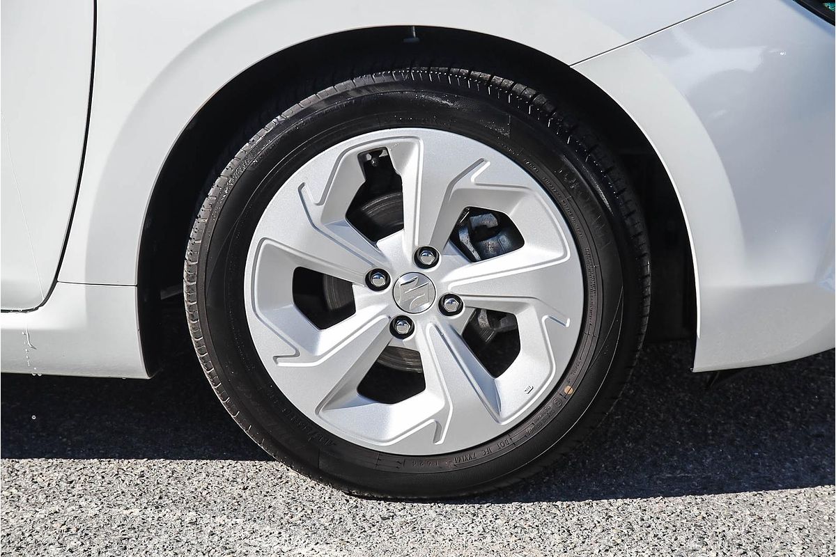 2025 Suzuki Swift Hybrid Plus UZ