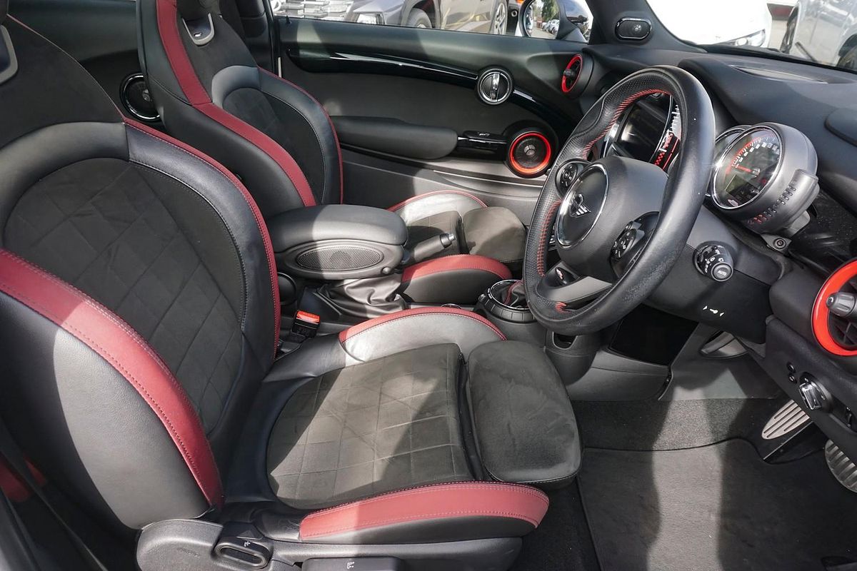 2015 MINI Hatch John Cooper Works F56
