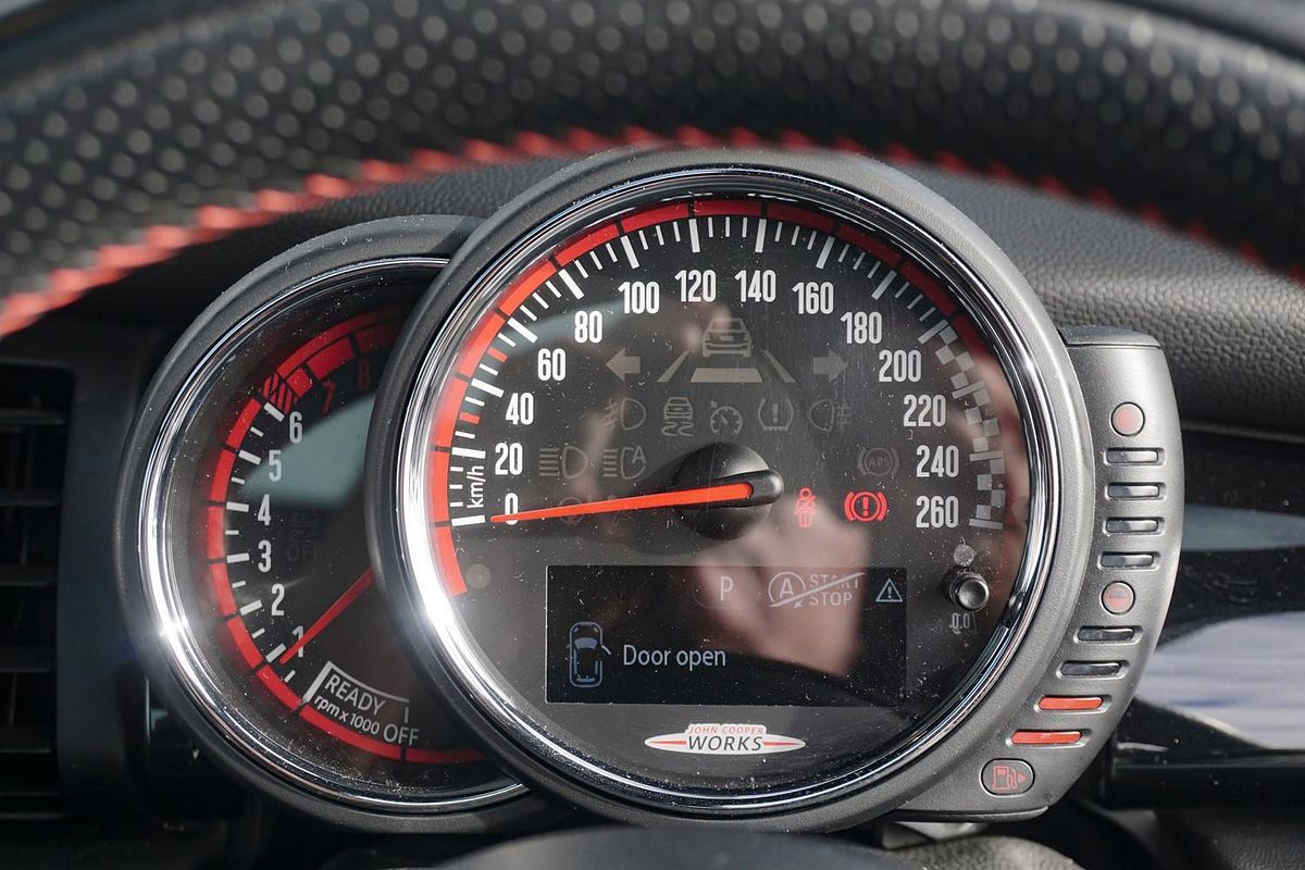 2015 MINI Hatch John Cooper Works F56