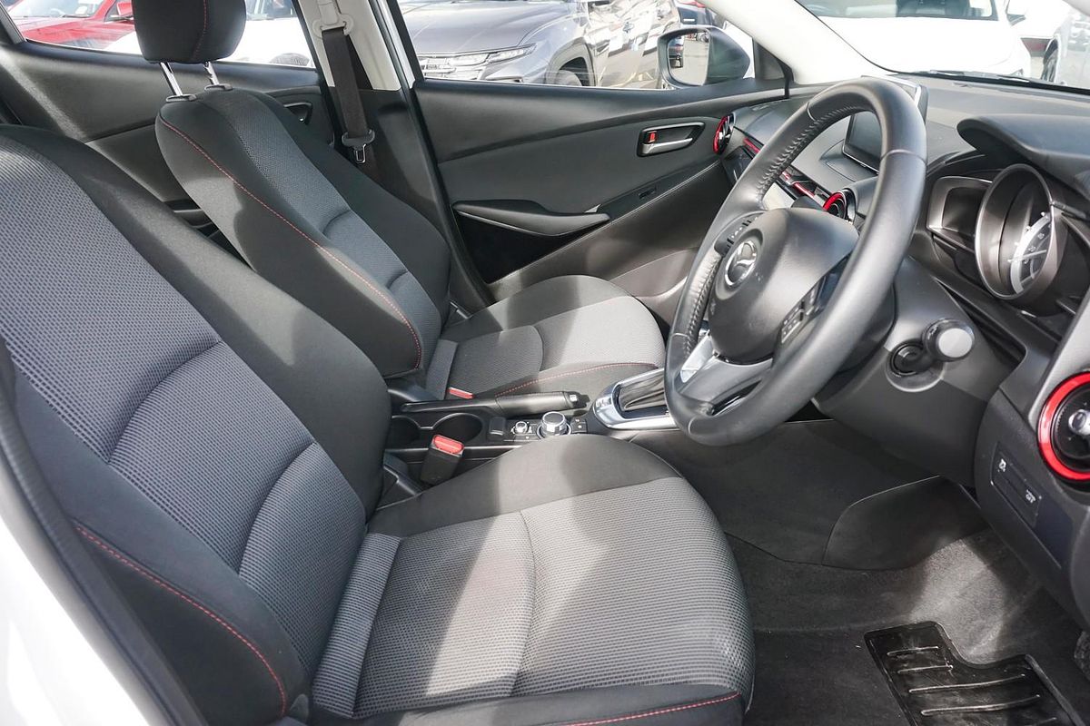 2016 Mazda 2 Maxx DL Series