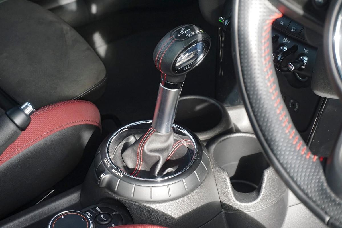 2015 MINI Hatch John Cooper Works F56