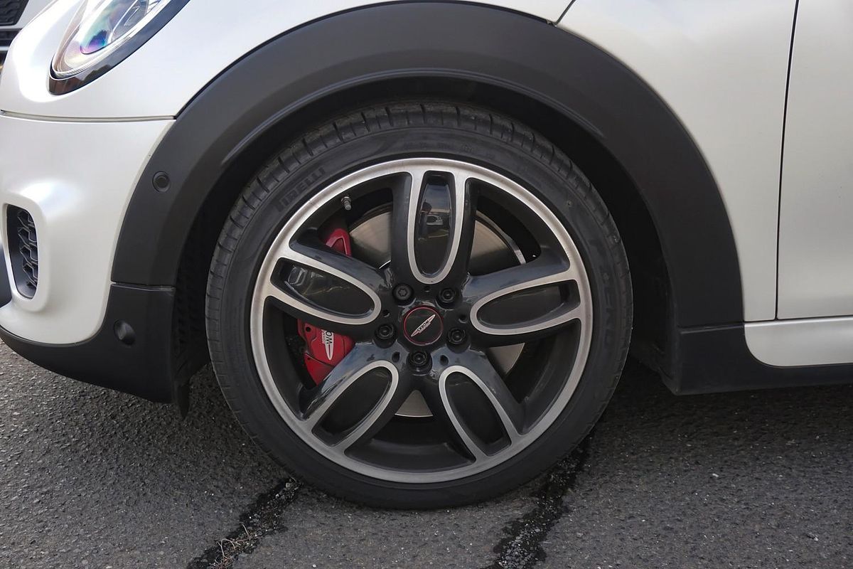 2015 MINI Hatch John Cooper Works F56