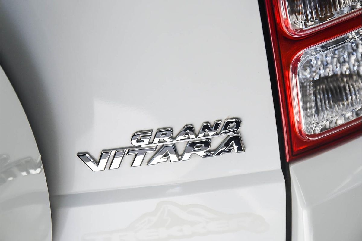 2011 Suzuki Grand Vitara JB