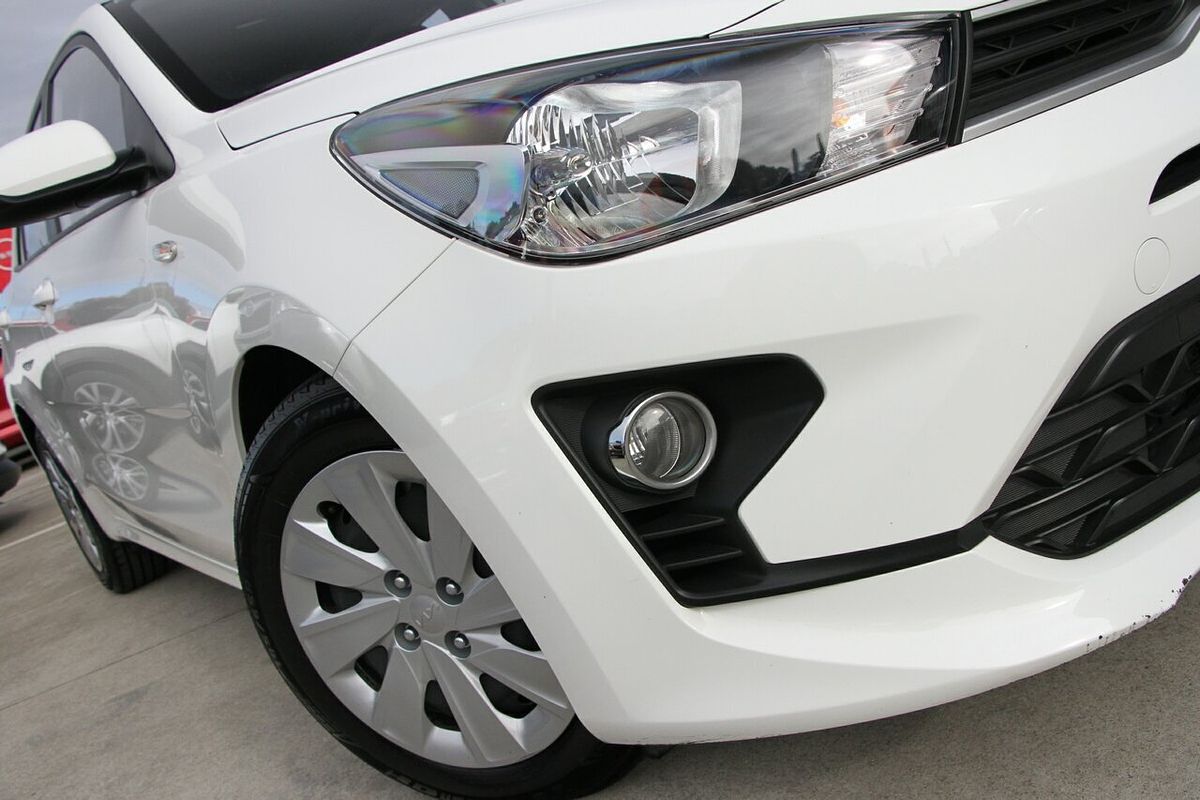 2022 Kia Rio S YB