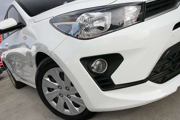 2022 Kia Rio S YB