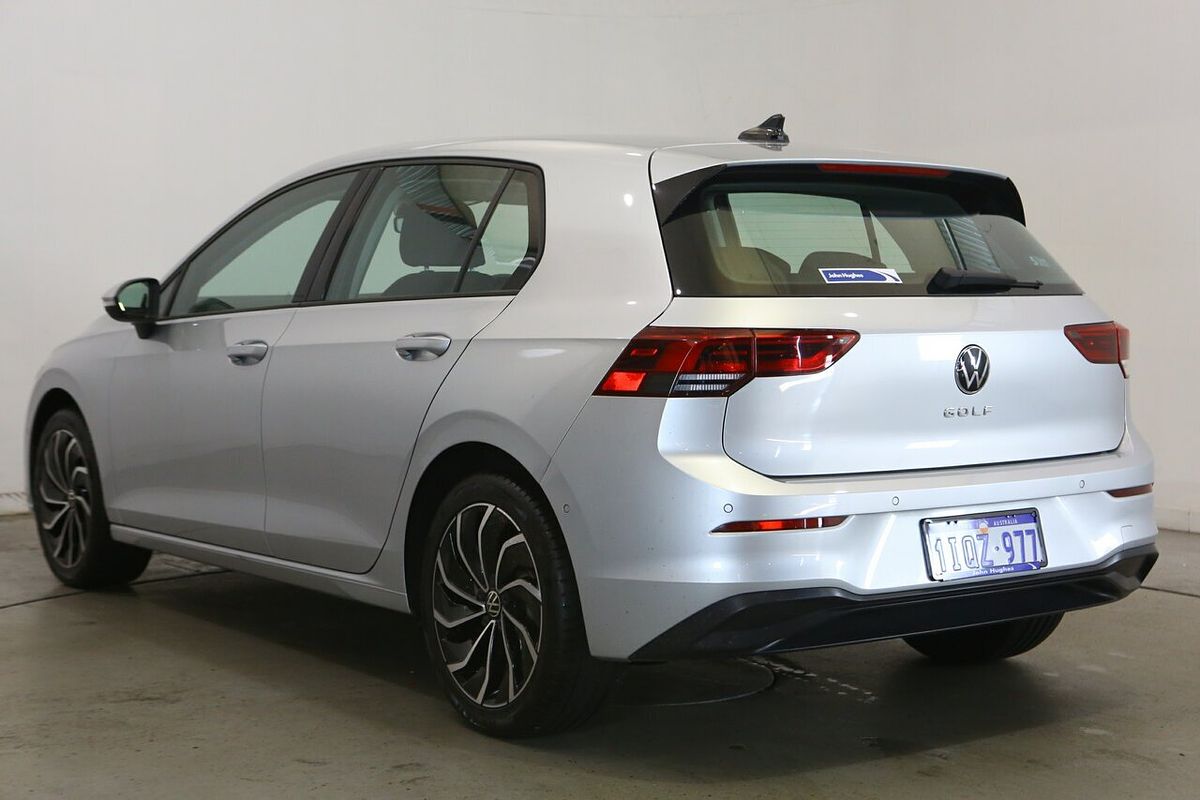 2022 Volkswagen Golf 110TSI Life 8