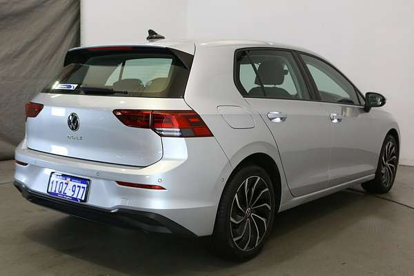 2022 Volkswagen Golf 110TSI Life 8