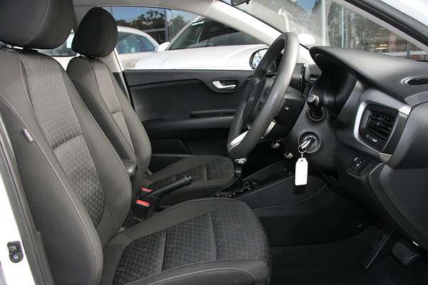 2022 Kia Rio S YB