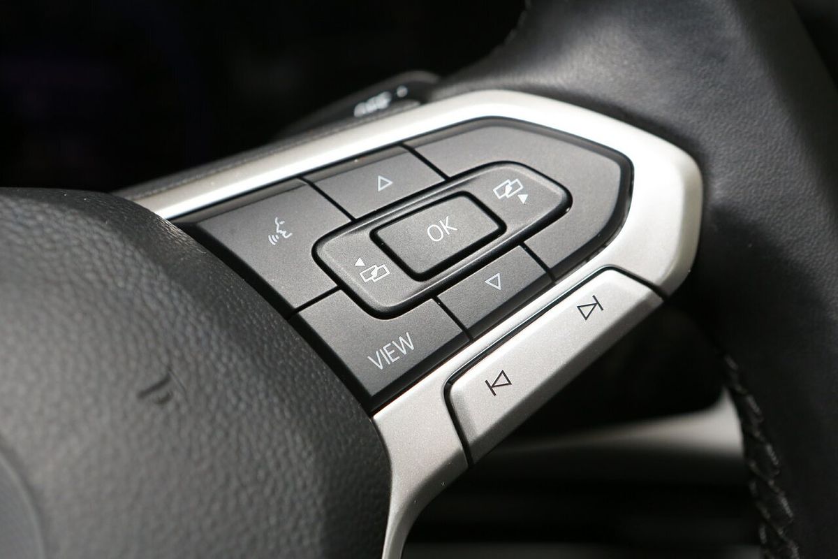 2022 Volkswagen Golf 110TSI Life 8